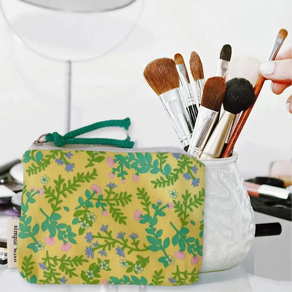 

Canvas Makeup Pouch Portable Floral Cosmetic Pouches for Women Students Small Canvas Zipper Bags for Makeup Lipsticks Coins