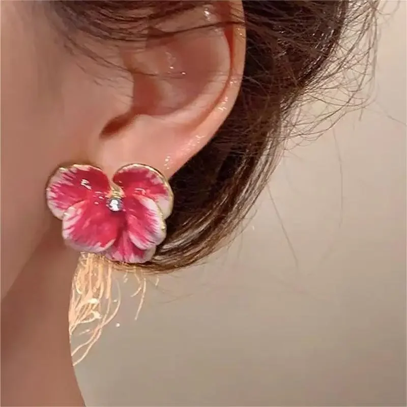 Vintage Color Petal Flower Earrings Luxury Women Travel Seaside Wearable Jewelry Girls Photo Props Fashion Earring Jewelry