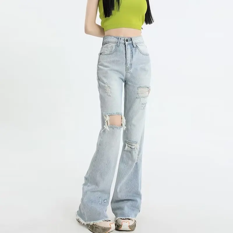 Рисунок 3 - Женские джинсы с искусственными краями