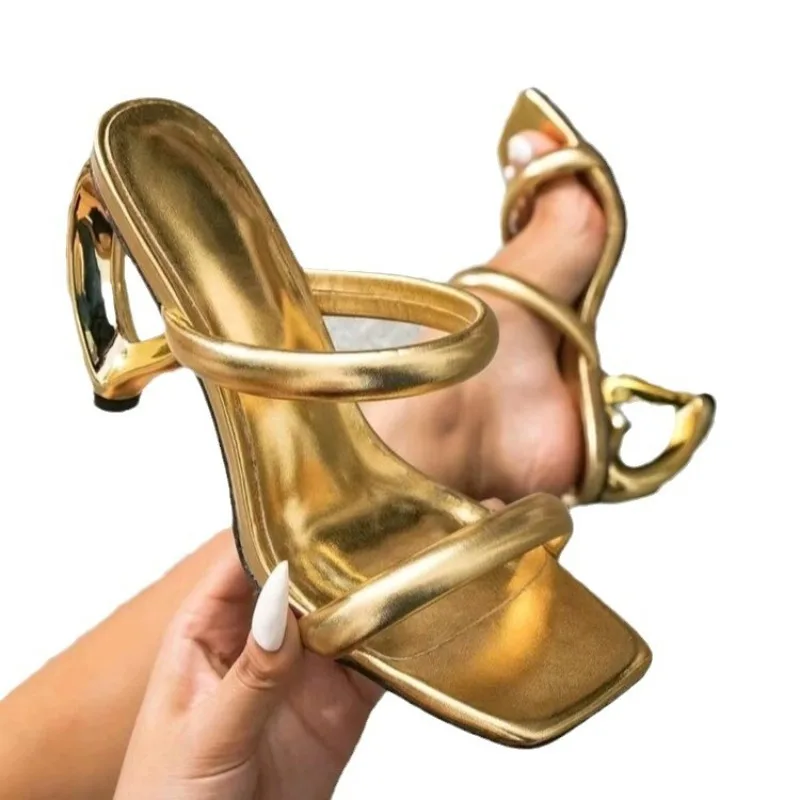 

Europe and the United States solid color square head fashion sandals new trend model high heels popular beautiful women's shoes