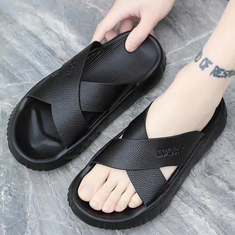 Men's thick soled Simplicity comfort slippers summer outdoor waterproof Breathable beach shoes fashion soft soled sports sandals — view 5