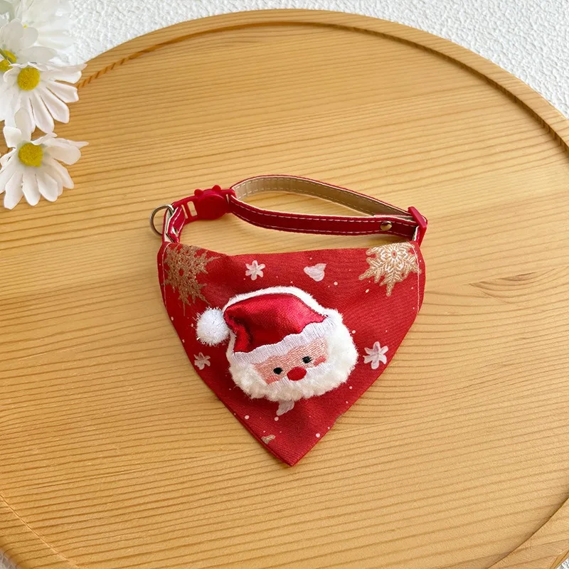 Christmas New Pet Triangle Scarf Collar - Cute Red Reindeer Neckwear for Cats and Dogs - Convenient and Practical Home Accessory