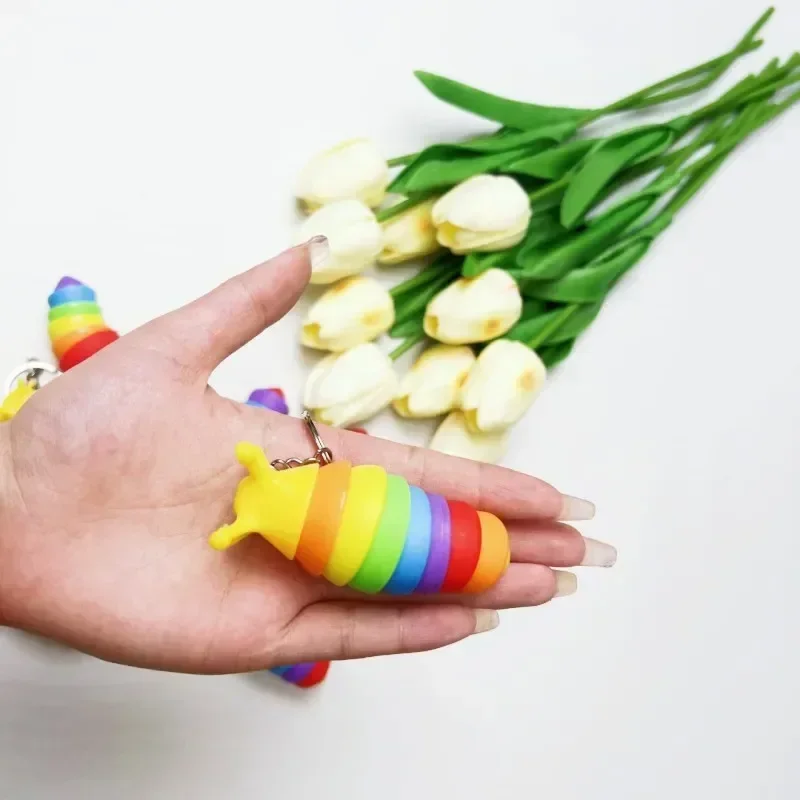Mini Fidget Slug Keychain Toys  3D Articulated Stretch Keychain Child Adult Stress Reliever Anti-Anxiety Squeeze Sensory Party 3