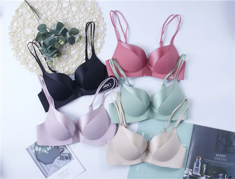 New Women's Sexy Bra Tight Bra Seamless Comfortable and Breathable Underwear Women's Close Fitting Underwear Seamless Bra