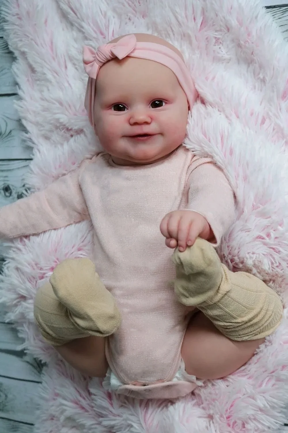 48Cm Bebe Doll Reborn Maddie Soft Body Cuddly Baby Doll Già Dipinto Doll Realistico Pelle 3D Strati Multipli Pittura Art Doll