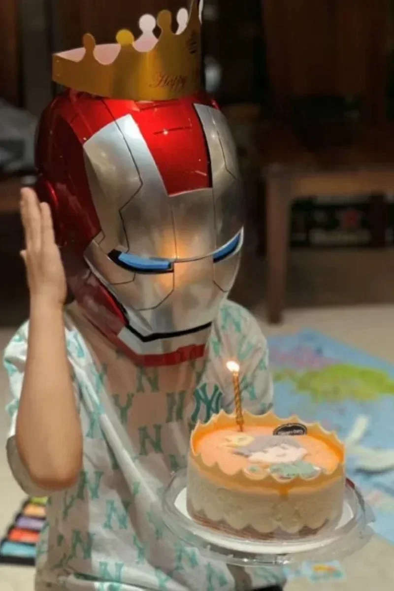 Iron Man Mask Mk5 Electric Voice Control Helmet 1/1 Cosplay 1:1 Mk5 Mask Led Eyes Maschera In Metallo Iron Man Helmet Regalo Di Compleanno Per Adulti