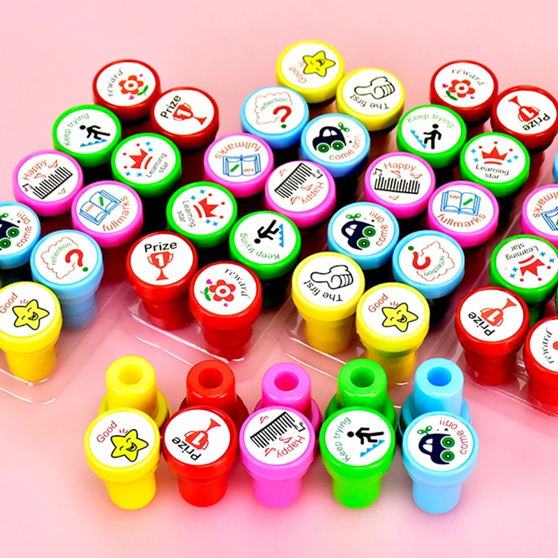10 Pcs Round Multicolor Cartoon Star Crown Reward Pattern Stamp Children DIY Scrapbook Kids Plastic Stamps Toys Teacher Supplies