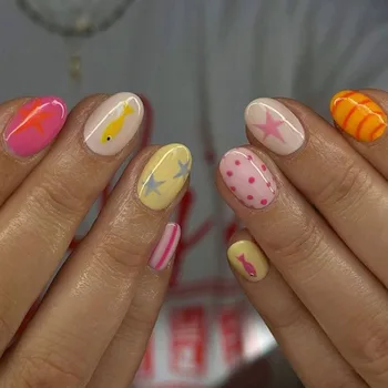 24PCS Summer Cute Fish Short Round False Nails with Glue Beach Style Pink Star Polka Dots Stripes Press on Nails Full Cover Tips