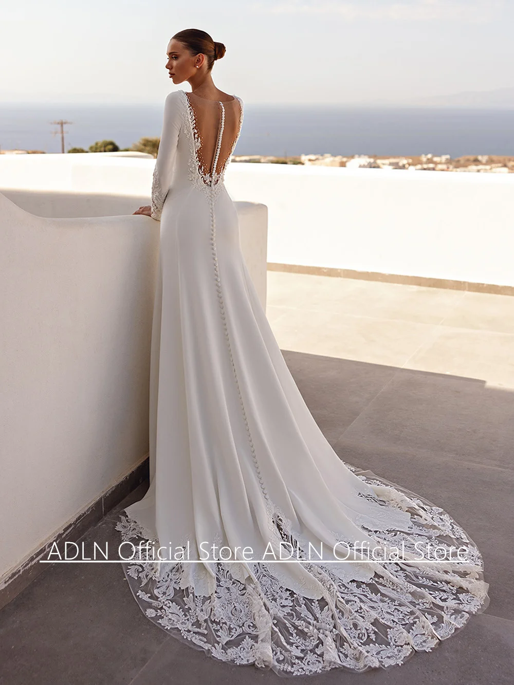 Ivory Mermaid Wedding Dress Customized Boat Neck Long Sleeves Illusion Back Buttons Sequined Applique Bridal Gown Court Train