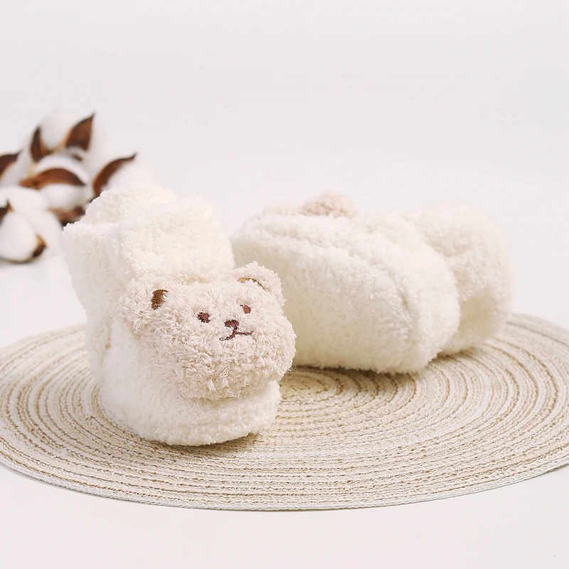 Suefunskry Baby Fuzzy Booties Cute 3D Bear Head Pattern Soft Sole Non-Slip Crib Shoes for Fall Winter