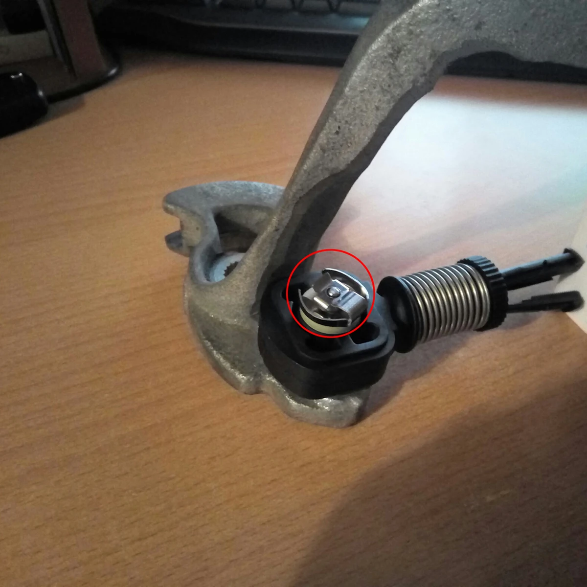 Lock Washer For Skoda Fabia Octavia Yeti Superb Bowden Gear Selector Cable Connector Shift Linkage End Retaining Clip gear shifter gearbox control cable repair kit