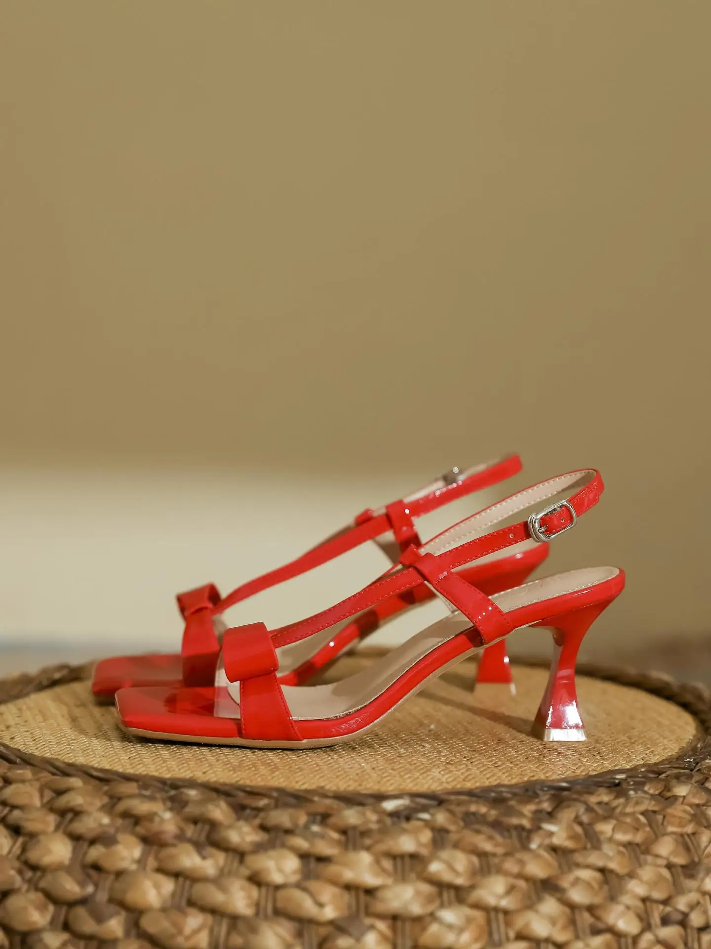 hmqViviiyNSAyin7WuaQtxT8Bdxvh0JFW2MD