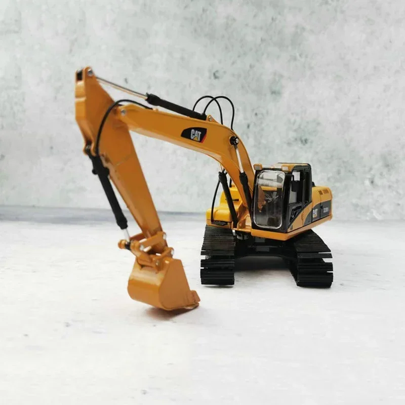 コマツ CAT 320DL SCALE MODELS 1:50 Scale Diecast Masters Caterpillar 320D L Hydraulic Excavator 1/50