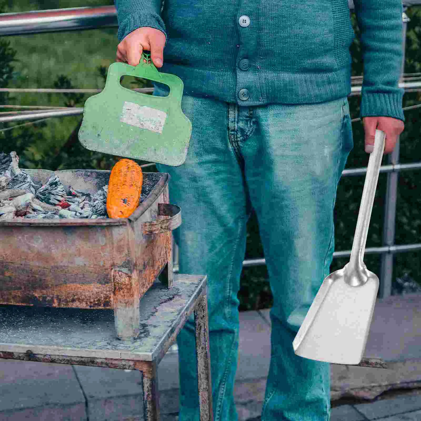 Thickened Coal Shovel Long Handle For Fireplace Stove Kitchen Ash Scoop Iron Material Home Use Heating Tool