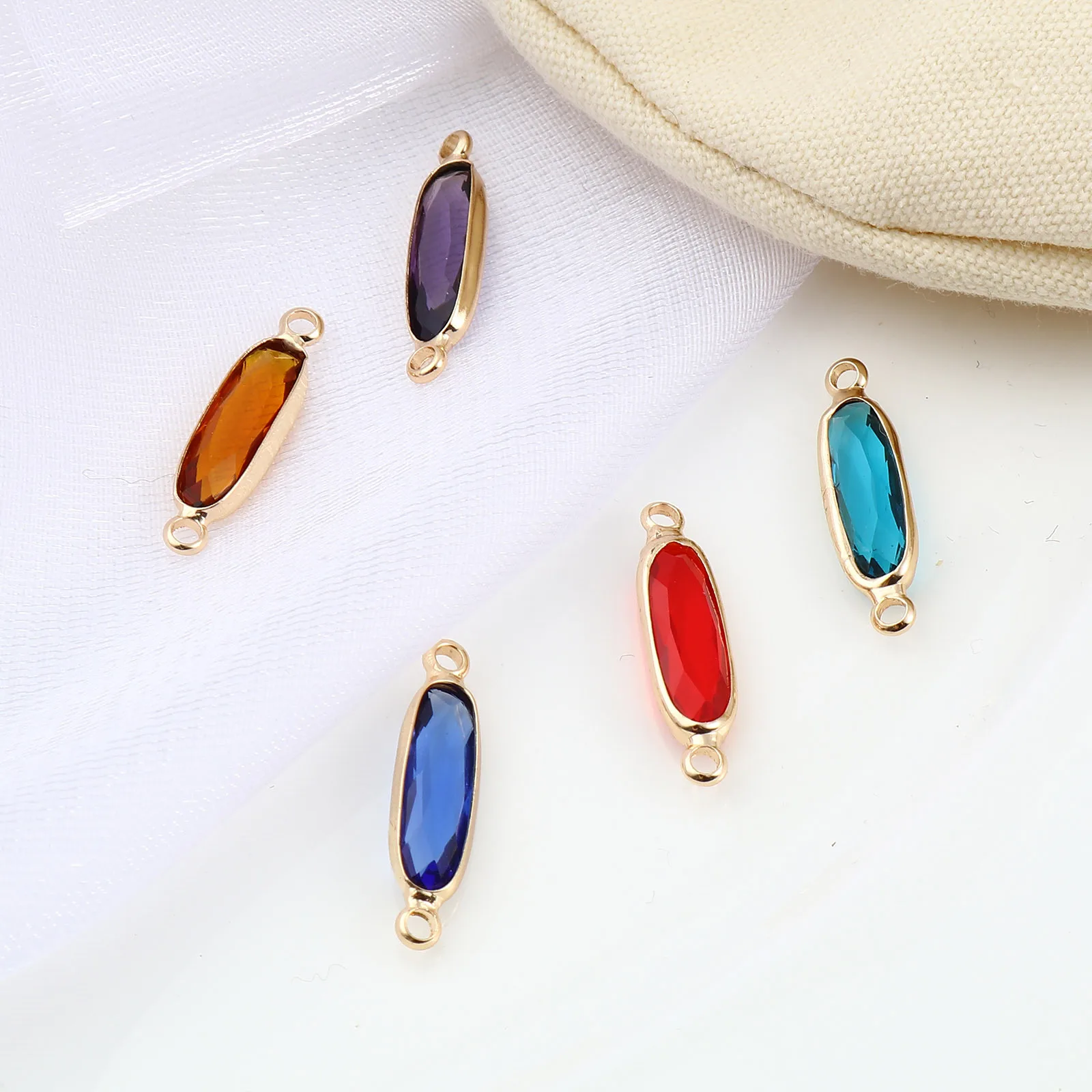 Doreen beads 5 Stück ovale Glas verbinder Kupfer Charms Gold Farbe für DIY Herstellung Halskette Armbänder Schmuck Ergebnisse 22mm x 6mm – Detail 8
