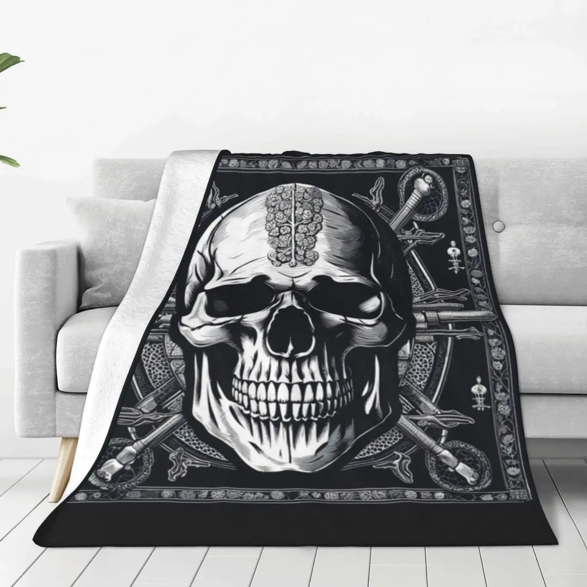 

Мягкое фланелевое одеяло с черепом в металлическом корпусе