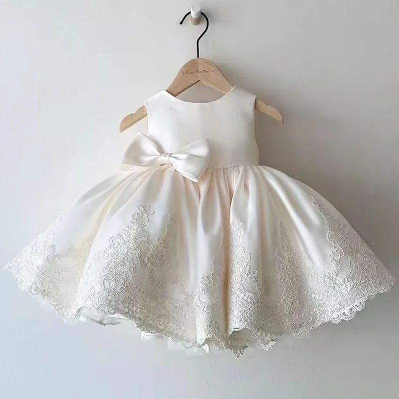 

Baby Girls 1 st Birthday Baptism Dress Toddler Girl Lace Bowknot Evening Party Ball Gown Kids Clothing y422