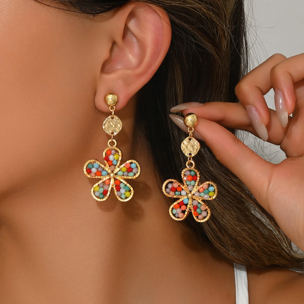 Bohemia Ethnic Handmade Flower Beaded Drop Earrings for Women Elegant Trend Crystal Beads Earrings Summer Party Jewelry Gifts