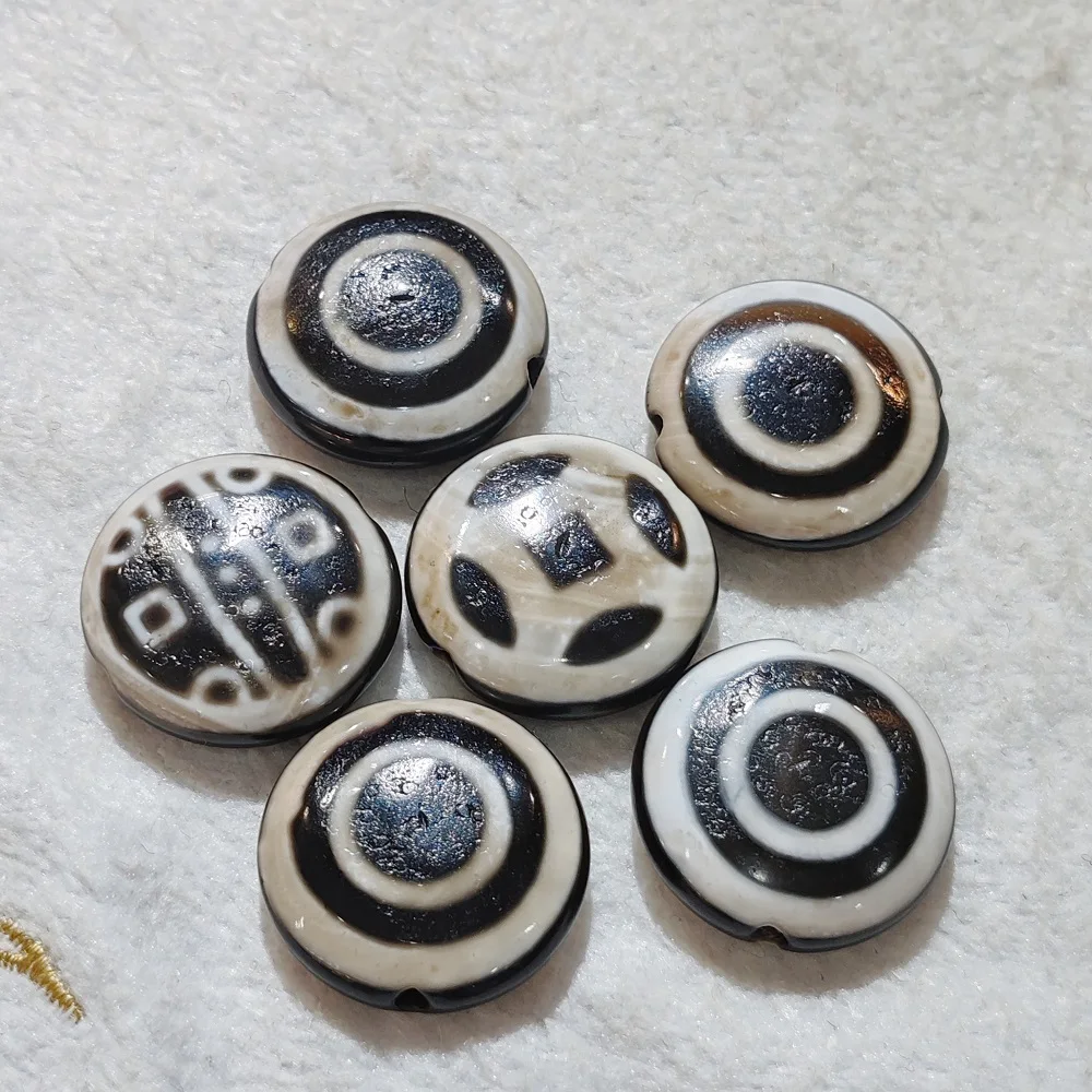 

Tibet Totem Agate Dzi Horseshoe Weathered Sheath Sheep Plate Eye Celestial Bead Necklace Pendant DIY Accessories