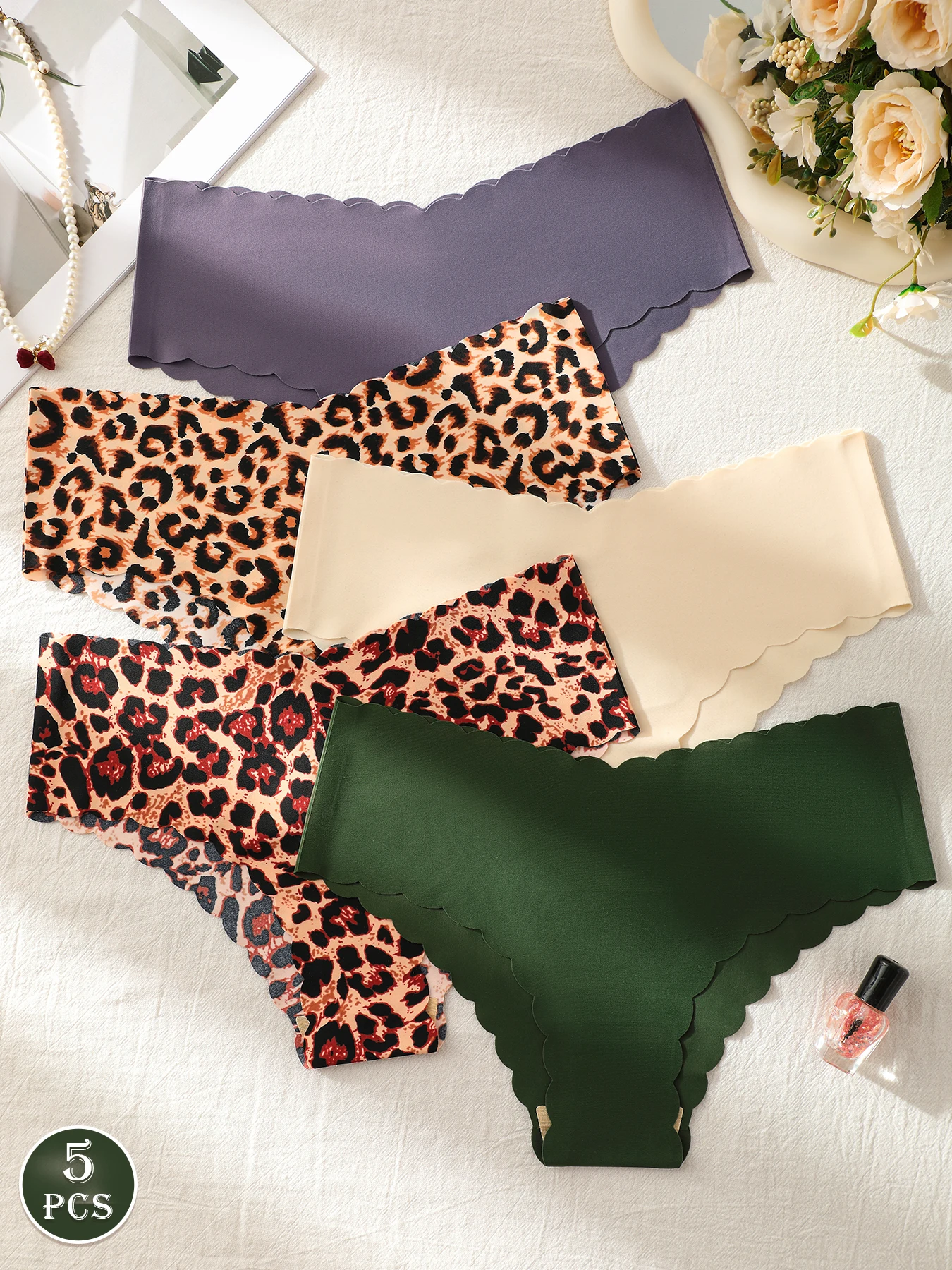 5枚組 レディース下着、無地とプリントミックス、シームレス、素肌感、セクシーで快適なビキニパンツ