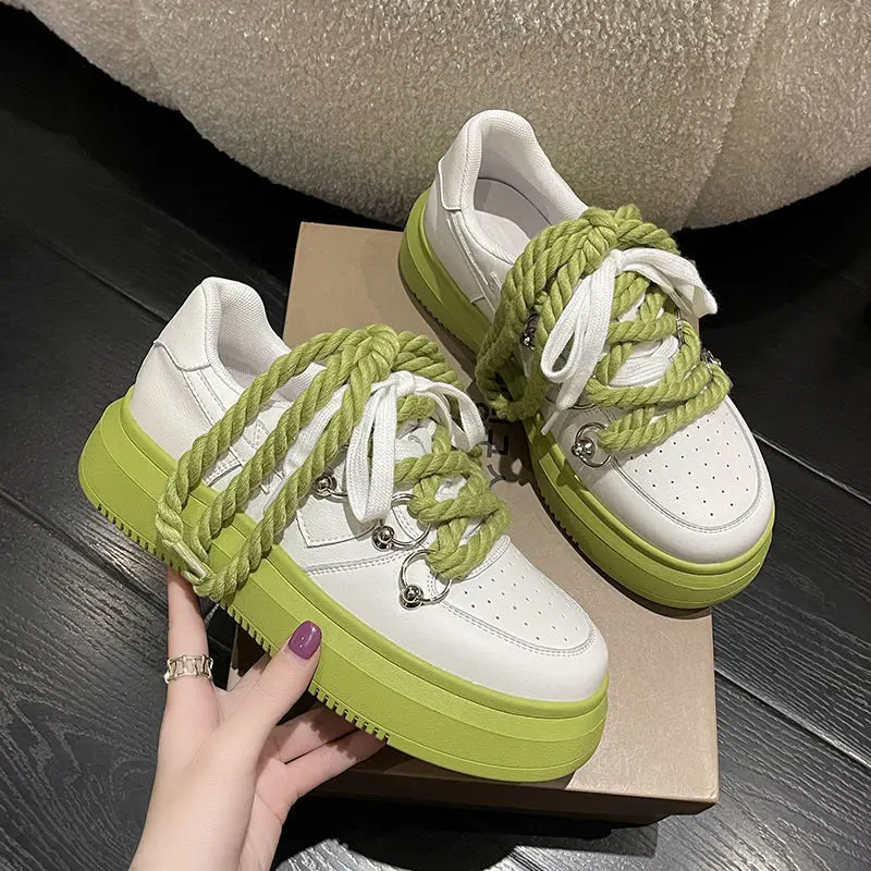 

Thick lace casual sneaker 2023 new autumn thick-soled niche moral training small white shoes for women sneaker sports shoes