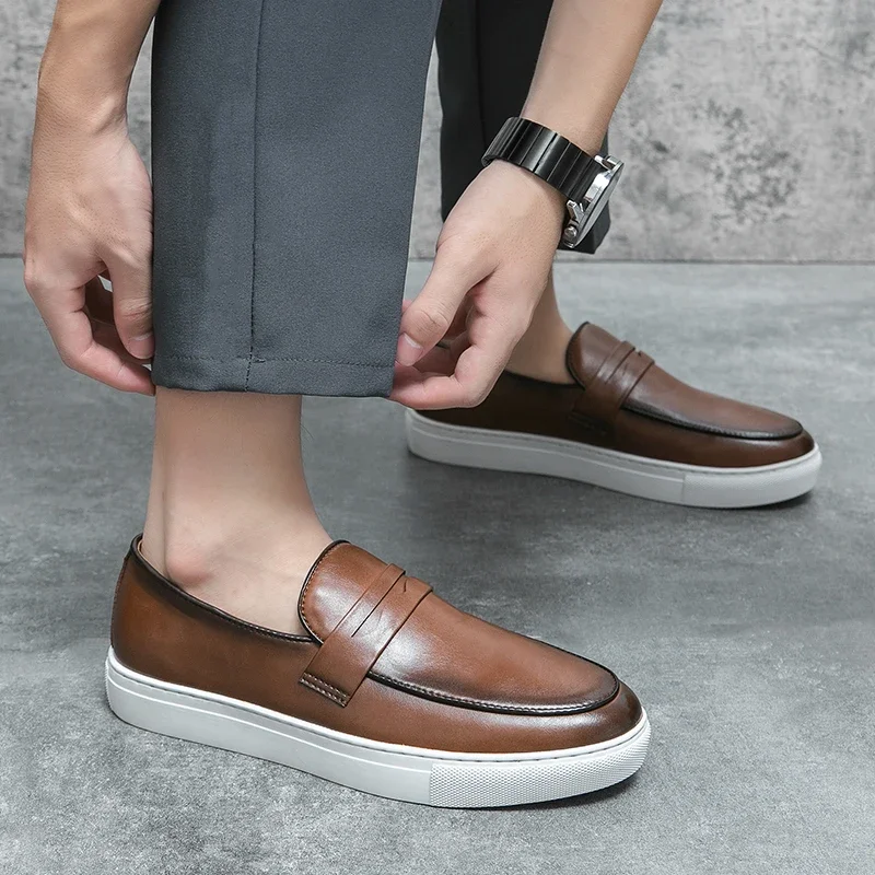 Spring Luxury Brand Mens Leather Shoes Flat Casual Loafers Youth All-match Lazy Shoes Best Slip-on Men Shoes Zapatos