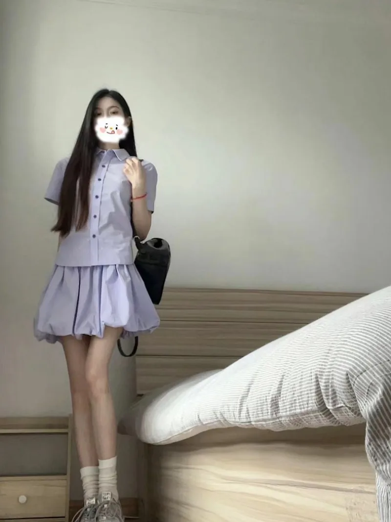 여성 폴로 칼라 플리츠 싱글 브레스트 투피스 세트, 스위트 칼리지 셔츠, 꽃 봉오리, 단색 분위기, 시크하고 부드러운 세트, 여름