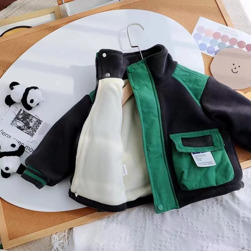 Autumn and Winter Children's Coat New Boys' Plush Thickened Shake Fleece Coat Winter Top Children's Warm Jacket