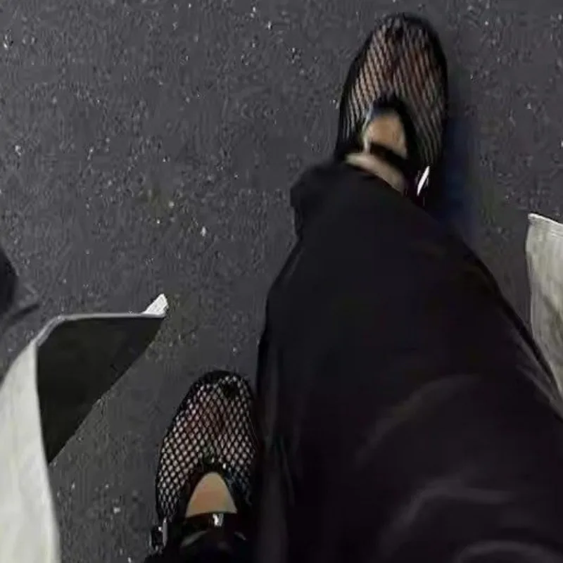 Black Sandals Women Flats Mesh Summer Fashion Shallow Shoes Beach Dress Designer Trend Shoes Outdoor Walking Female Chaussure