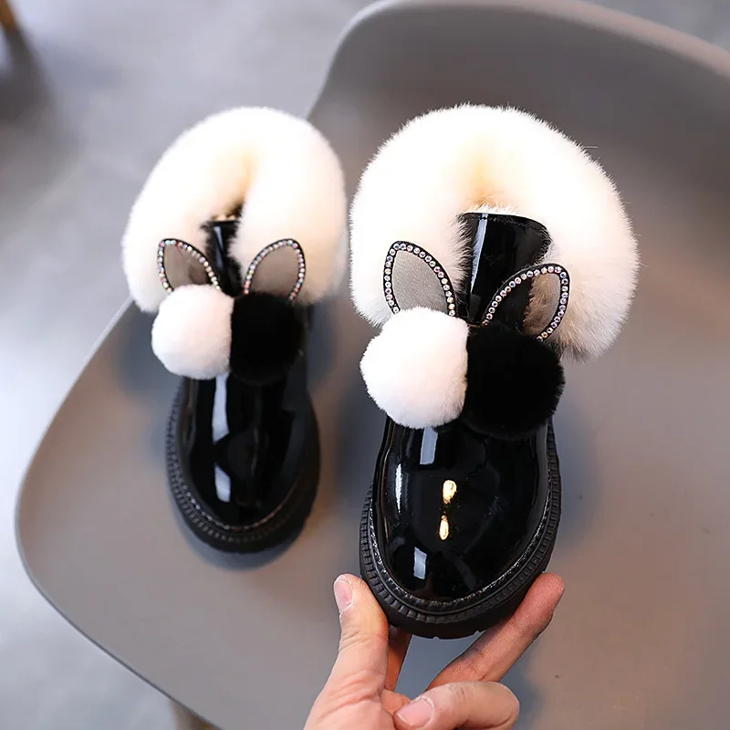 Toddlers Fashion Ankle Boots Furry Hairball Winter Girl Warmth Cotton Boots for Princess Kids Sweet Soft Children's Plush Boots