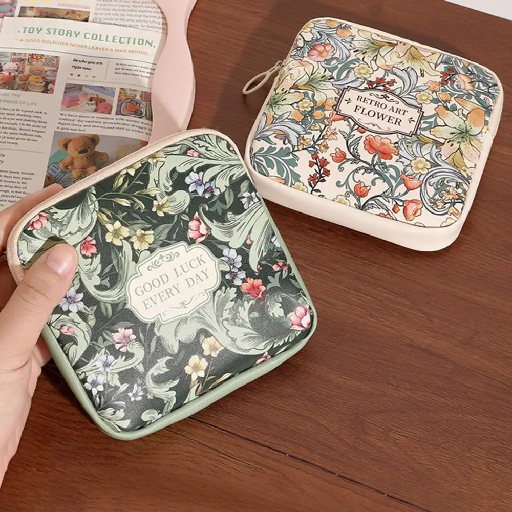 Versatile Cosmetic and Accessory Organizer Bag