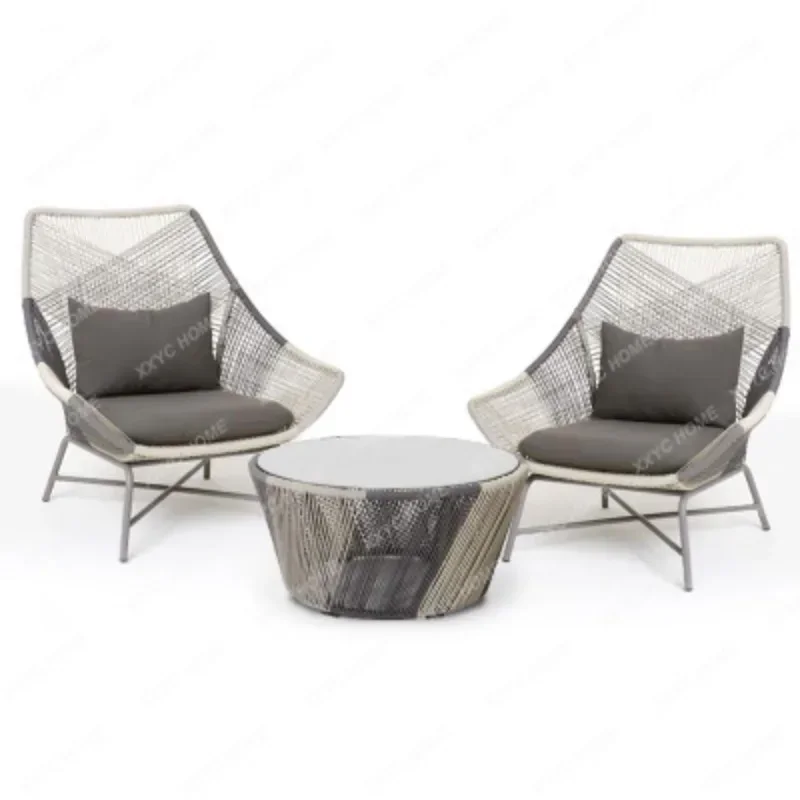 

Уличный двор, терраса, диван, балкон, стол и стул, Маленький журнальный столик, комплект из трех предметов, одинарный удобный ротанговый стул