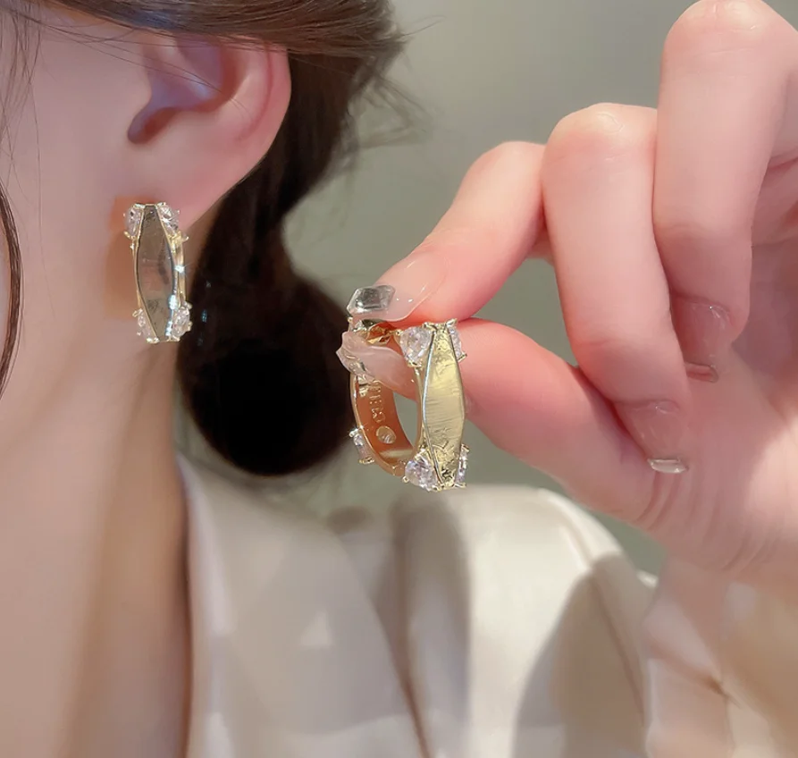 2022 new trend S925 silver needle zircon Square Letter copper metal Earrings for women Fashion Jewelry