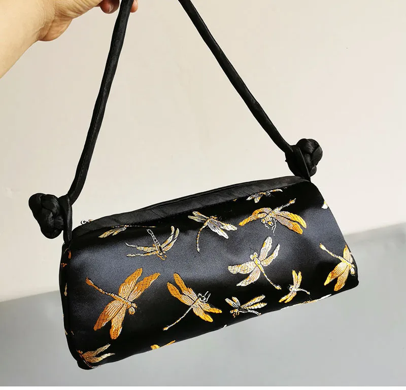 Ladies Handbag Fashion Luxury Chinese Style Silk Bag Women Handbag Japanese Hand Embroidery Totes Cheongsam Female Cosplay Bags Clutch