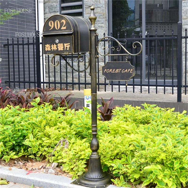 Retro European Mailboxes Outdoor Villa Community Garden Letter Box Wrought Iron Outdoor Rainproof Inbox Floor Mailbox