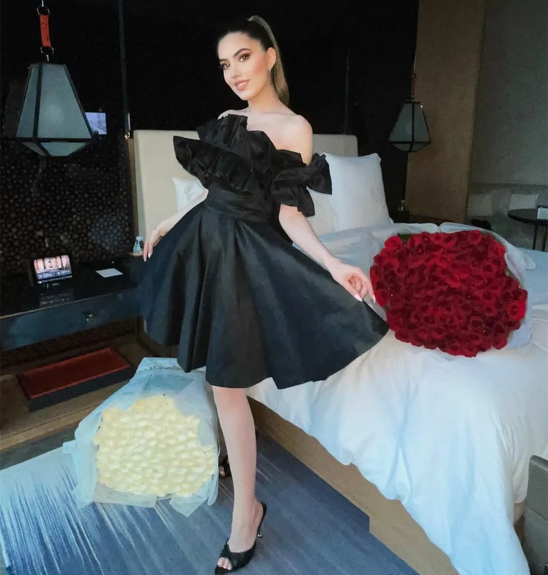 

Vintage Short Black Evening Dresses With Pleats A-Line Satin فساتين السهرة Muslim Knee Length Party Dresses for Women