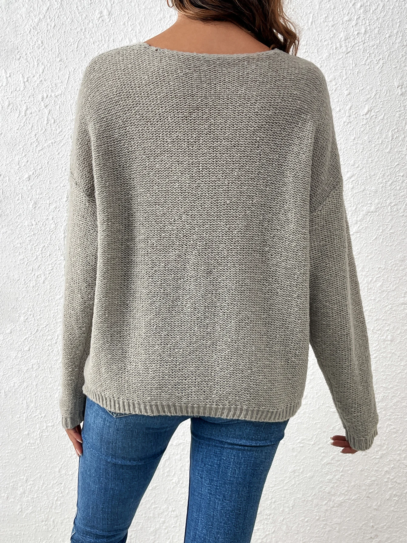 Autumn and winter ladies V-neck solid color loose leisure languid wind long sleeve knit sweater bottom sweater 2
