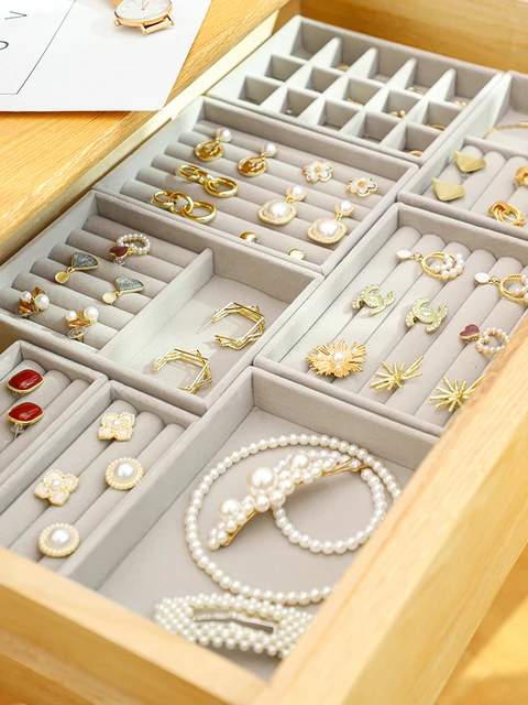 Fashion Portable Velvet Jewelry Ring Jewelry Display Organizer Box