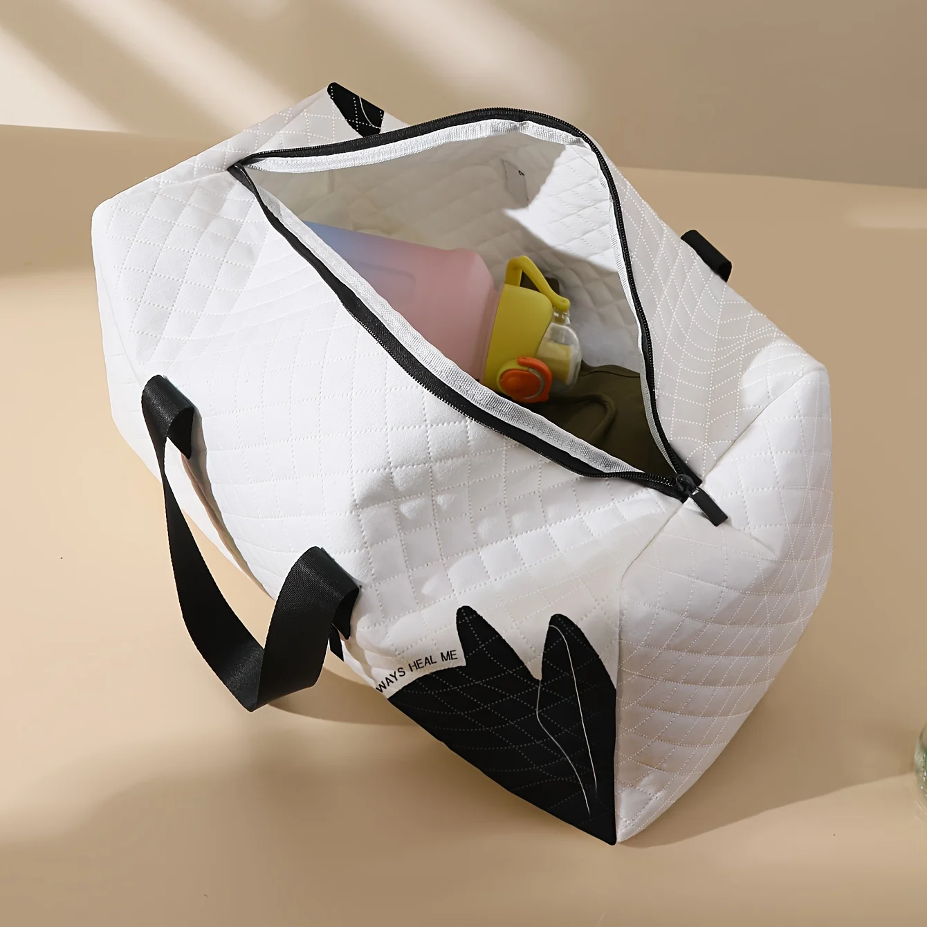 1pc，Kitten butterfly pattern printed handbag, diamond mesh large capacity travel case, portable fashionable travel bag