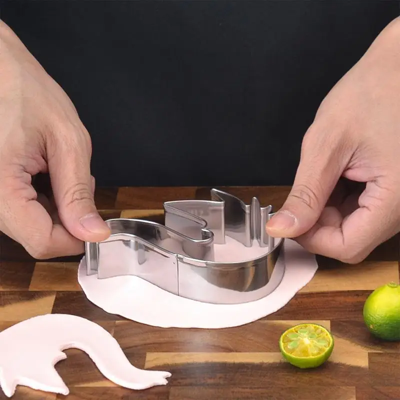 2pcs Swan Cookie Cutter Stainless Steel Party Cake Molds Biscuit Cutters Baking Tool Mould Stamp Baking Molds