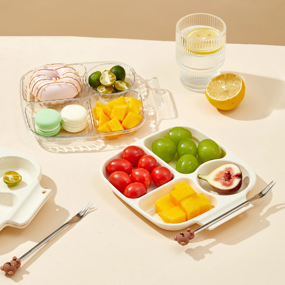 WORTHBUY New Plastic Food Plate With Handle Reusable Food Serving Platter Cute Divided Dinner Plate Dish Kitchen Tableware