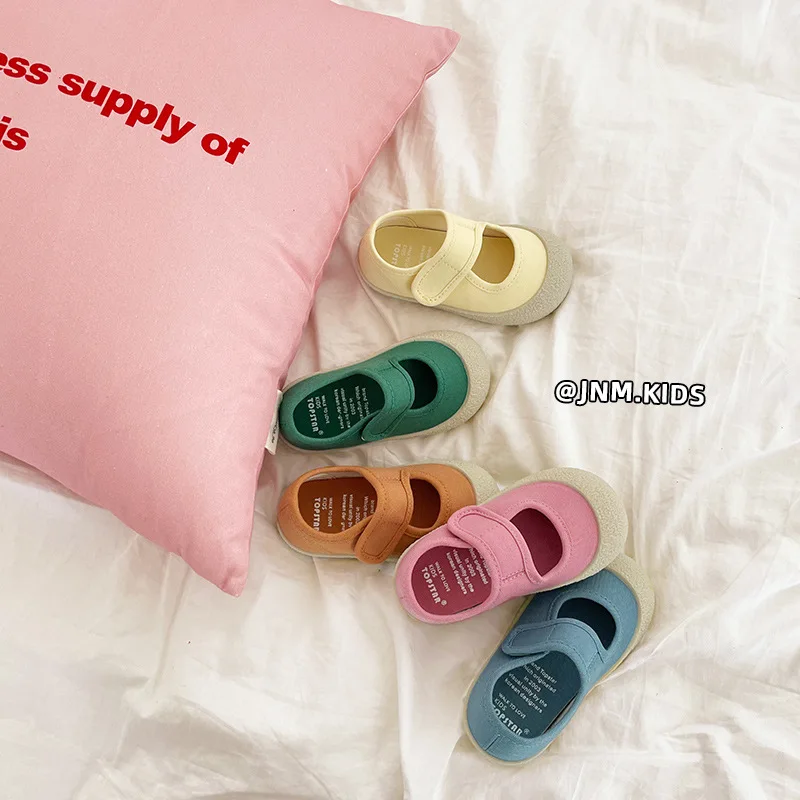 Children shallow canvas shoes autumn boys girls small cloth shoes Kindergarten soft sole indoor 1-6 years