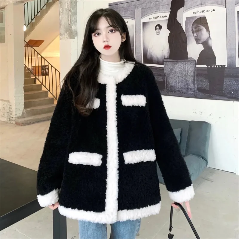 High Grade Fragrant Style Lamb Wool Coat for Women's 2023 New Autumn/Winter Loose fitting Fashion Versatile Commuter Top P247
