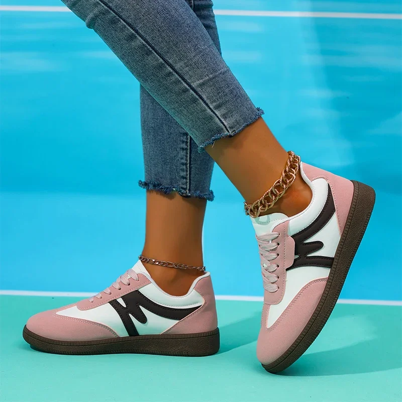 Women's Comfort Flat Heel Non-Slip Sneakers - Breathable Soft Sole Lace-Up Sports Shoes