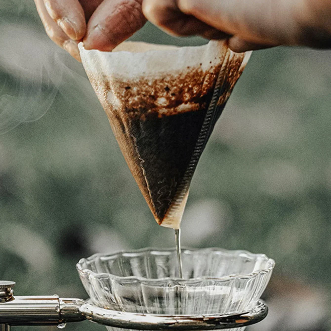 40/120 PCS V-shaped Coffee Filter Paper Coffee Cup Filter Paper 1-4 Pieces of Hand Brewed Coffee Pot Filter Paper Coffee Pot