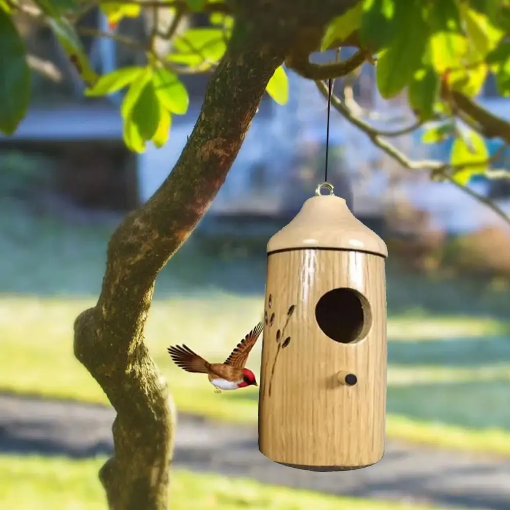 Creative Wooden Hummingbird House Outdoor Gardens Hanging Trees Wall-Mounted Hummingbird House Charming Decoration