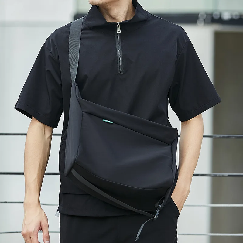 

Japanese Style Fashionable Casual Crossbody Bag with Large Capacity for Men and Students sling bag men handbags bolso de hombre