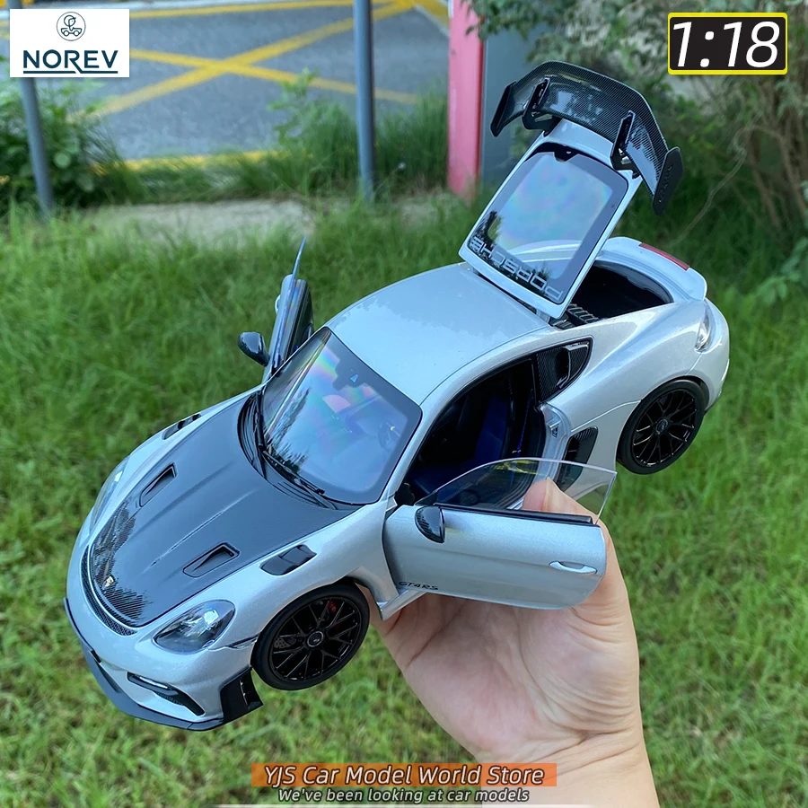 NOREV 1/18 スケール新 2023 ポルシェケイマン GT4 RS メタルダイ