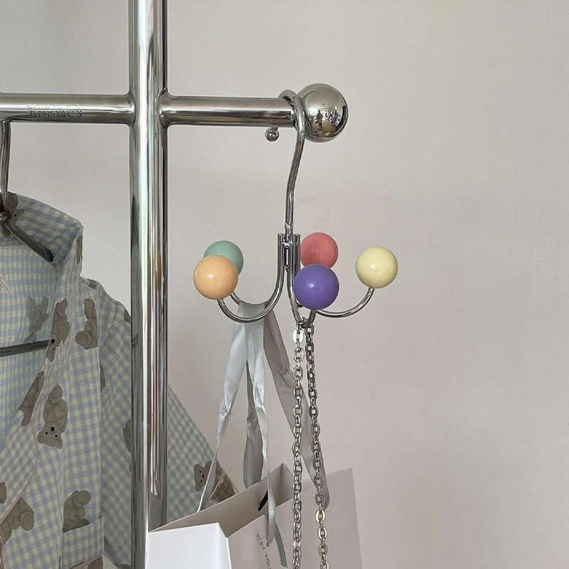 

Creative Rotating Multifunctional Hooks 6-hook Ball Shaped Non-marking Airing Clothes Hooks Home Handbag Hats Hanging Organizers