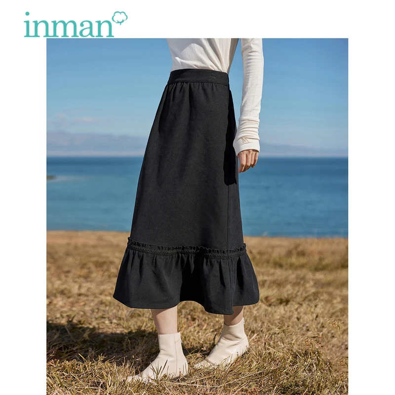 INMAN Women Sanding Skirt 2023 Winter Elastic Waist A-shaped Loose Lace Pleated Design Fashion Versatile Coffee Black Skirt